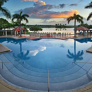 Marriott's Villas at Doral — Pool