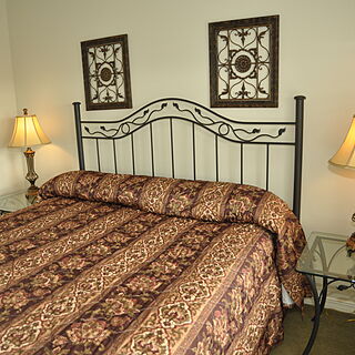 French Quarter — Sample unit bedroom