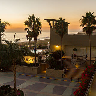 Carlsbad Seapointe Resort — Exterior