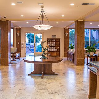 San Luis Bay Inn — Lobby