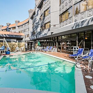 Hilton Vacation Club Tahoe Seasons Lake Tahoe — Heated Pool Year Round