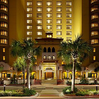 Hilton Grand Vacations at Anderson Ocean Club — Exterior