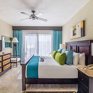 Villa del Palmar Cancun Luxury Beach Resort & Spa — Bedroom