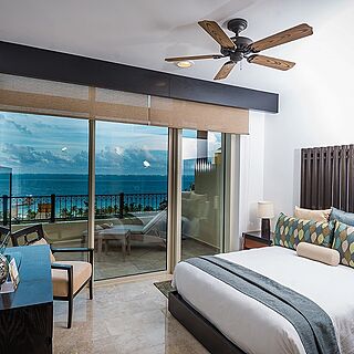 Villa del Palmar Cancun Luxury Beach Resort & Spa — Bedroom