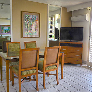 Maui Schooner — Dining Area