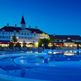 Marriott's Village d'Ile-de-France — Pool