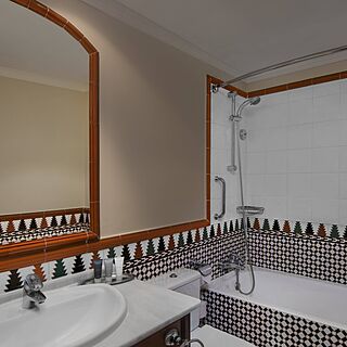 Marriott's Playa Andaluza — Bathroom
