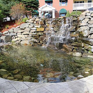 The Falls at Ogunquit — Grounds