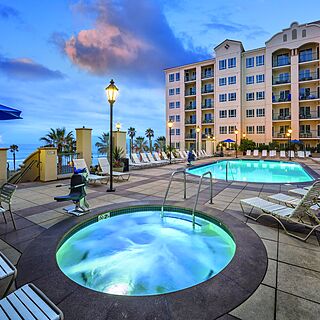 Club Wyndham Oceanside Pier Resort — Hot Tub