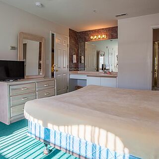 Thousand Hills Golf Resort — Bedroom