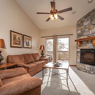 The Lodges At Table Rock Lake — Living Area