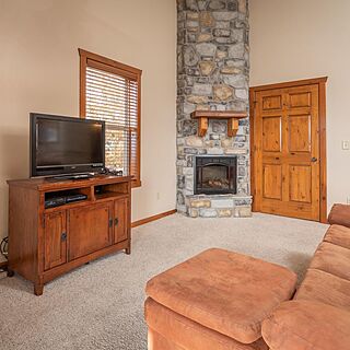 The Lodges At Table Rock Lake — Living Area