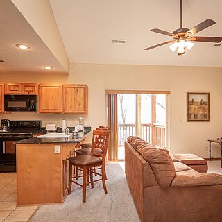 The Lodges At Table Rock Lake — Living Area
