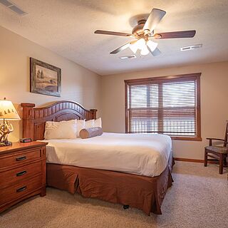 The Lodges At Table Rock Lake — Bedroom