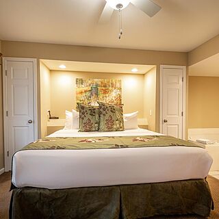 Carriage Place Resort — Bedroom