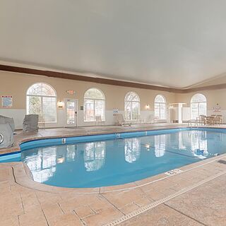 Carriage Place Resort — Pool