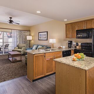 Wyndham Branson at the Meadows — Kitchen