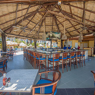 Costa Linda Beach Resort — Bar