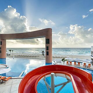 Beach Palace — Pool