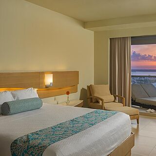 Beach Palace — Bedroom