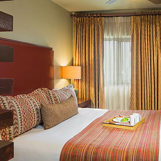 Hyatt Pinon Pointe — Sample Master bedroom in one- and two-bedroom units