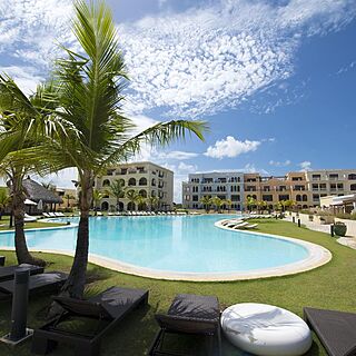 Ancora Punta Cana - Private Residence Yacht Club & Marina — Pool