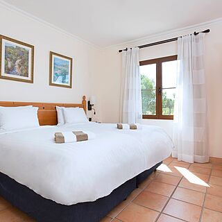 Marriott's Club Son Antem — Bedroom
