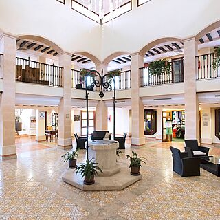 Marriott's Club Son Antem — Lobby