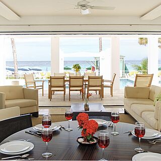 Coral Beach Club — Dining Area