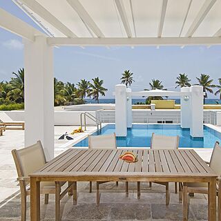 Coral Beach Club — Pool Area