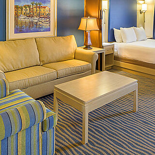 Dolphin Beach Club — Studio Unit