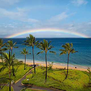The Westin Nanea Ocean Villas — Beach Walkway