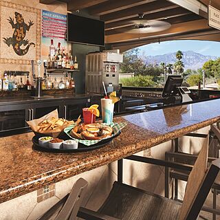 Marriott's Shadow Ridge II - The Enclaves — Pool Bar and Grill
