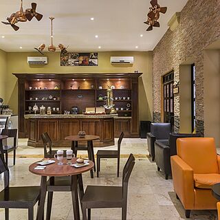 Ocean Maya Royale — Cafe