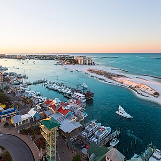 Emerald Grande at HarborWalk Village