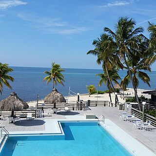 Caloosa Cove Resort — Pool