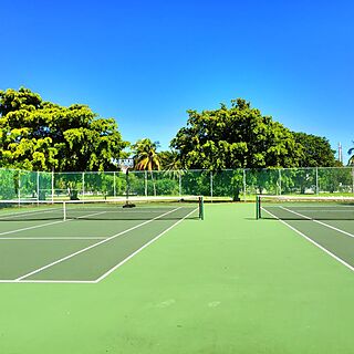 Caloosa Cove Resort — Tennis Court