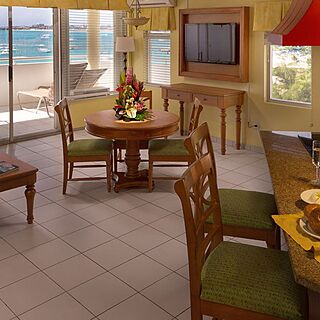Atrium Resort & Spa — Living Area