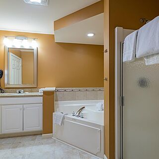 Vacation Village in the Berkshires — Sample Bathroom