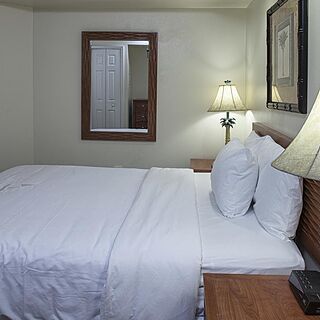 Royal Floridian Resort — Bedroom