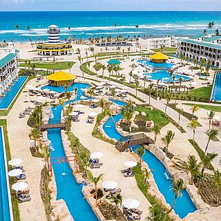 Ocean el Faro &mdash; Grounds