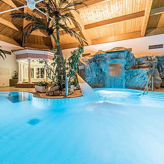 Lisi Family Hotel — Pool