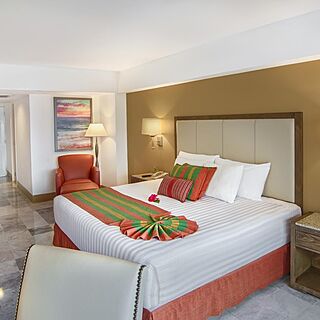 Tesoro Ixtapa — Bedroom