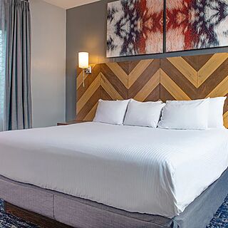 Club Wyndham Glacier Canyon — Sample unit bedroom