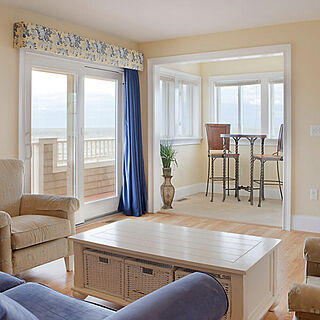 Breakers Beach Resort — Sample Living Area