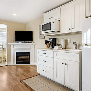 Breakers Beach Resort — Sample Kitchen