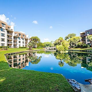 Seawatch at Island Club — Grounds