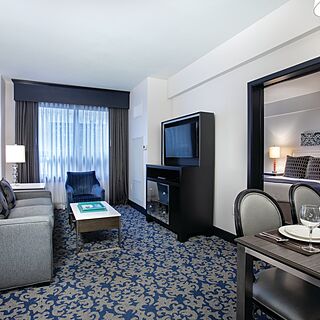 Wyndham Canterbury at San Francisco — Sample Living Area