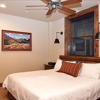 The Innsbruck Aspen — Sample Bedroom