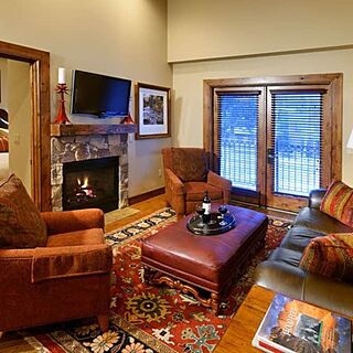 The Innsbruck Aspen — Sample Living Area